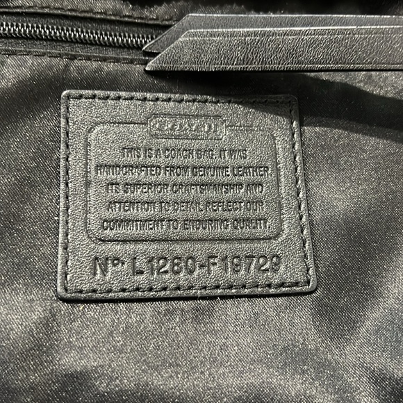 Coach Park Leather Duffle Bag F19729 Black Convertible handles - Picture 10 of 11